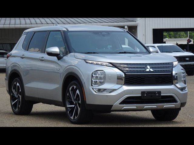 2023 Mitsubishi Outlander PHEV SE