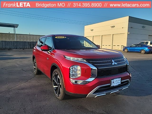 2023 Mitsubishi Outlander PHEV SE
