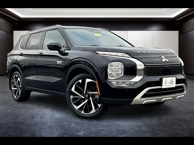 2023 Mitsubishi Outlander PHEV SE