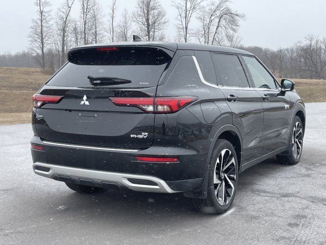 2023 Mitsubishi Outlander PHEV SE