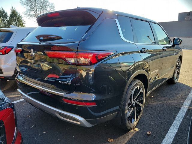 2023 Mitsubishi Outlander PHEV SE