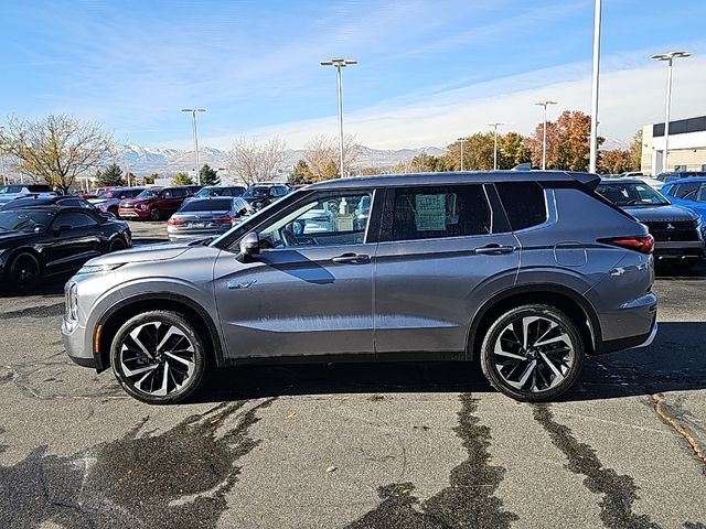 2023 Mitsubishi Outlander PHEV SE