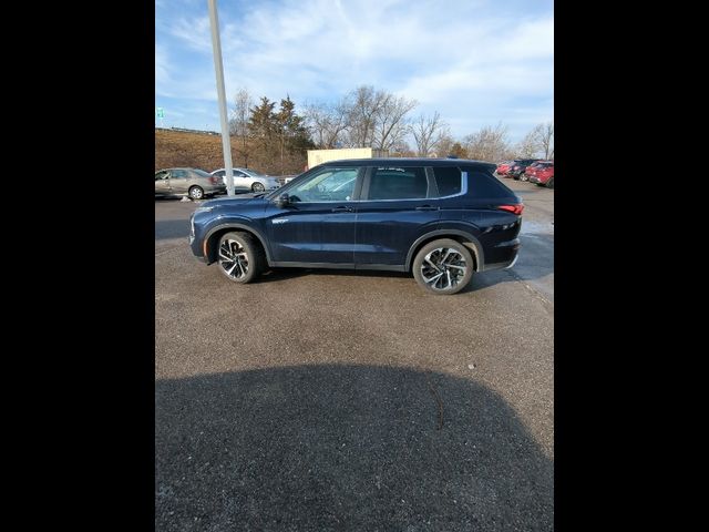 2023 Mitsubishi Outlander PHEV SE