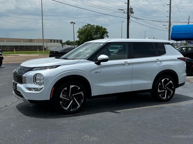 2023 Mitsubishi Outlander PHEV SE