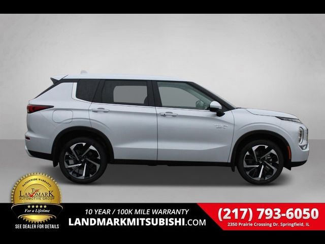 2023 Mitsubishi Outlander PHEV SE