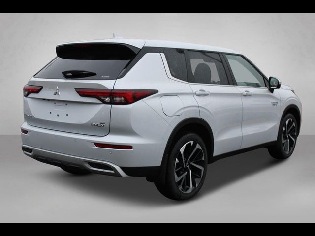 2023 Mitsubishi Outlander PHEV SE