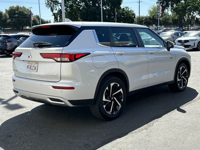 2023 Mitsubishi Outlander PHEV SE