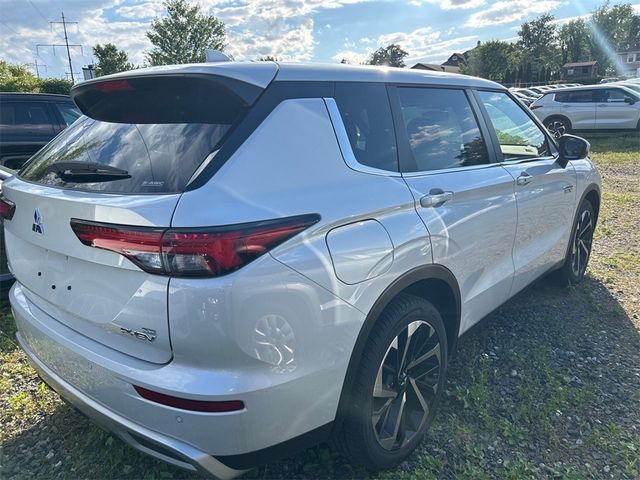 2023 Mitsubishi Outlander PHEV SE