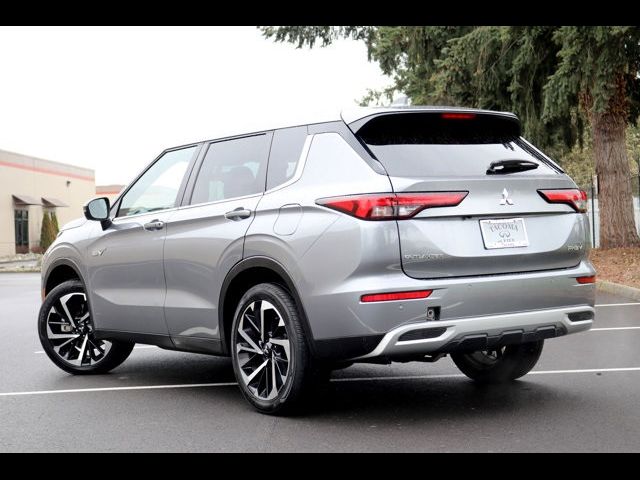 2023 Mitsubishi Outlander PHEV SE