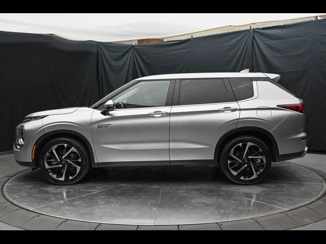 2023 Mitsubishi Outlander PHEV SE