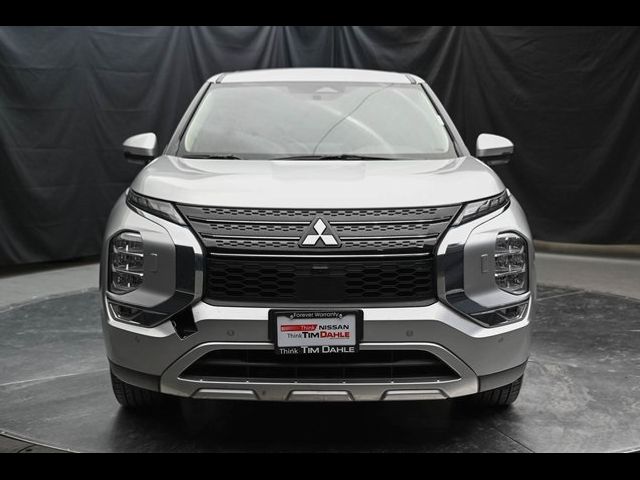 2023 Mitsubishi Outlander PHEV SE