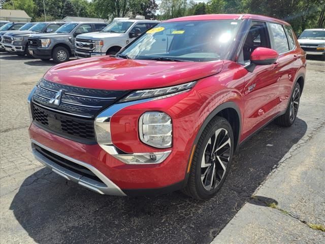 2023 Mitsubishi Outlander PHEV SE