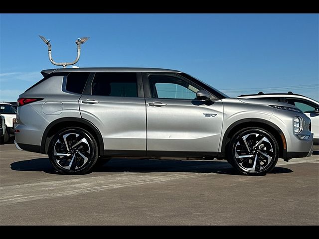 2023 Mitsubishi Outlander PHEV SE