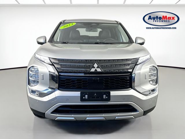 2023 Mitsubishi Outlander PHEV SE