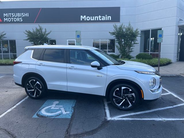 2023 Mitsubishi Outlander PHEV SE
