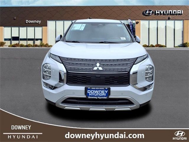 2023 Mitsubishi Outlander PHEV SE