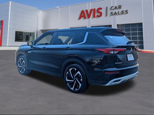 2023 Mitsubishi Outlander PHEV SE