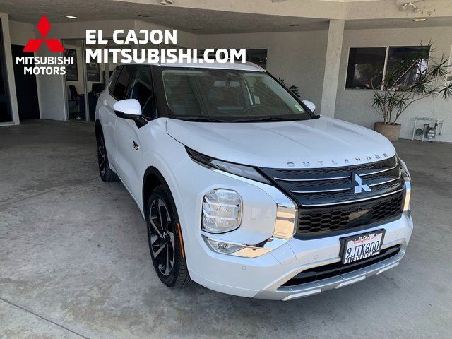 2023 Mitsubishi Outlander PHEV SEL