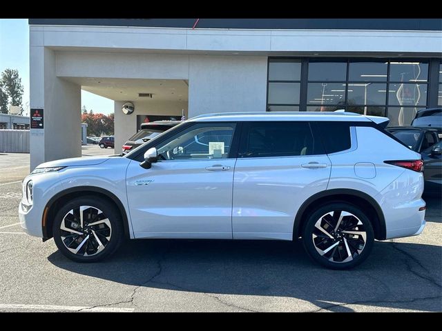 2023 Mitsubishi Outlander PHEV SEL