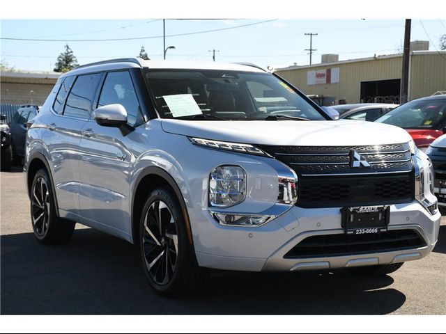 2023 Mitsubishi Outlander PHEV SEL