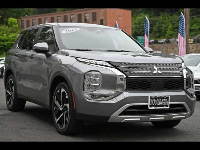 2023 Mitsubishi Outlander PHEV SE