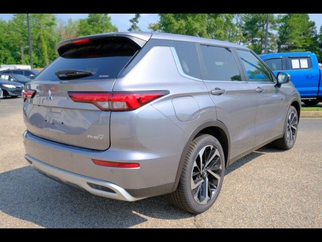 2023 Mitsubishi Outlander PHEV SE