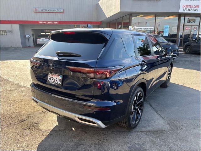 2023 Mitsubishi Outlander PHEV SE