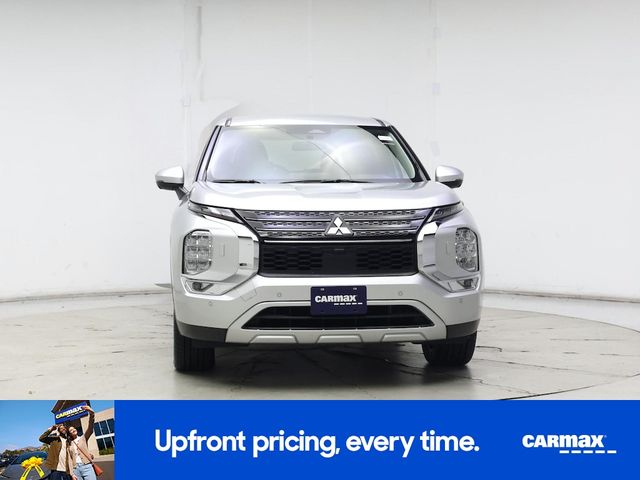 2023 Mitsubishi Outlander PHEV SE