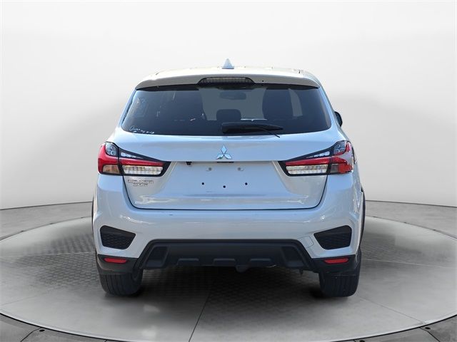 2023 Mitsubishi Outlander Sport SE