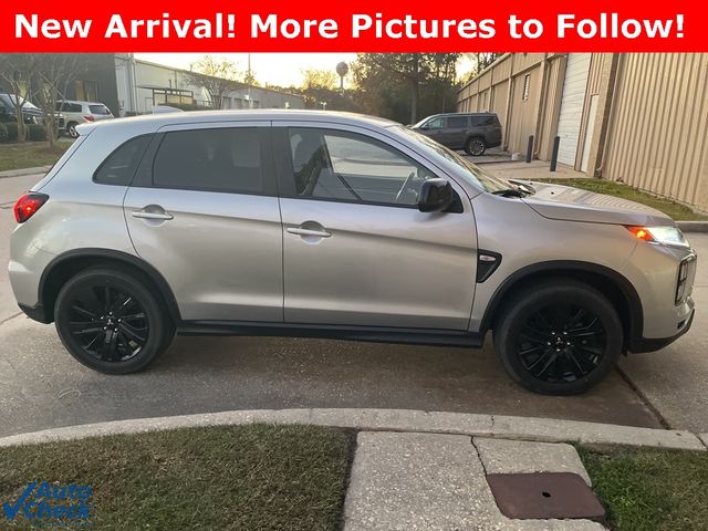 2023 Mitsubishi Outlander Sport LE