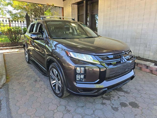 2023 Mitsubishi Outlander Sport SE