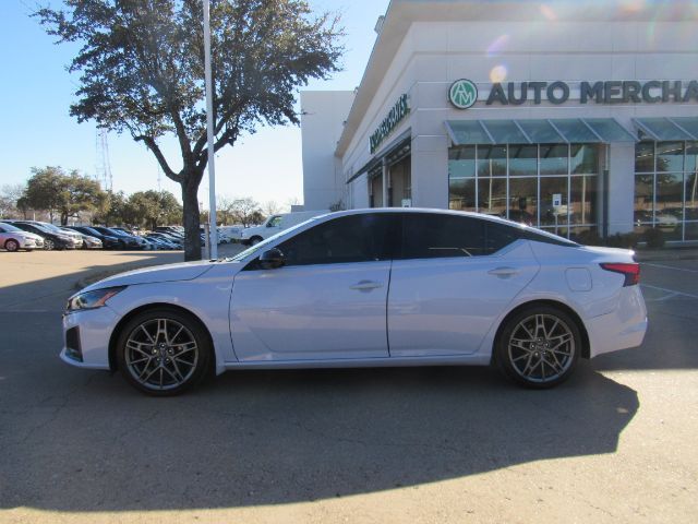 2023 Nissan Altima 2.0 SR