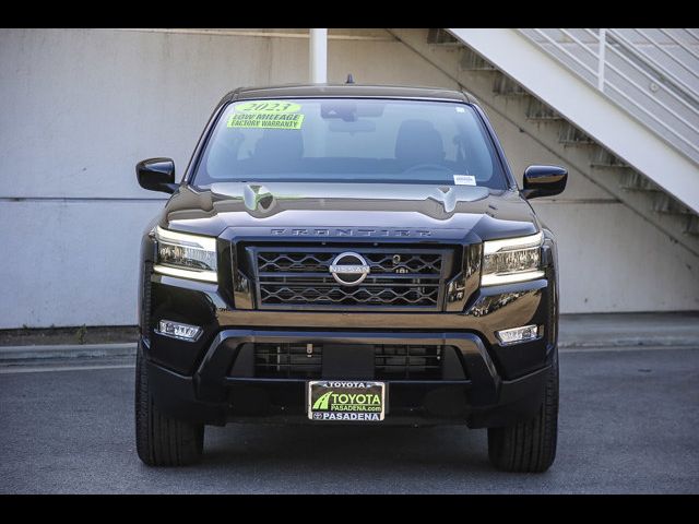 2023 Nissan Frontier SV