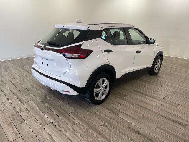 2023 Nissan Kicks S