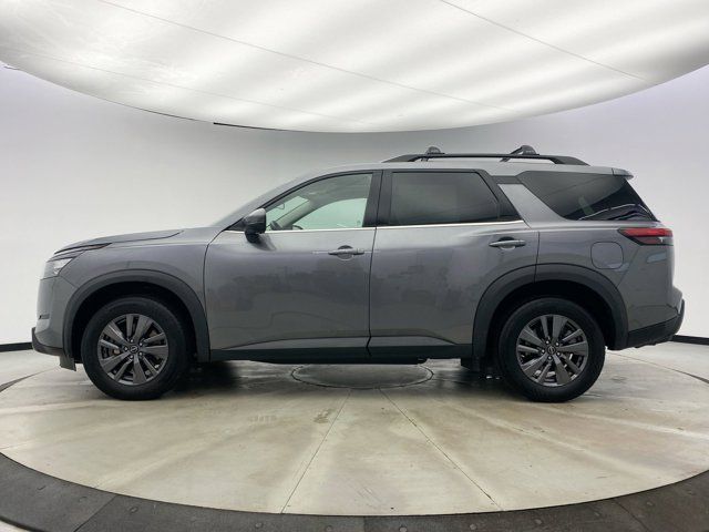 2023 Nissan Pathfinder SV