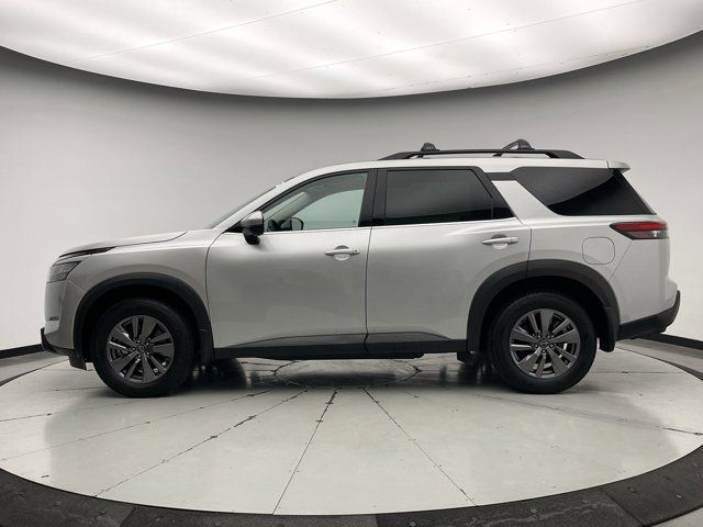 2023 Nissan Pathfinder SV