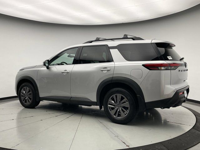 2023 Nissan Pathfinder SV