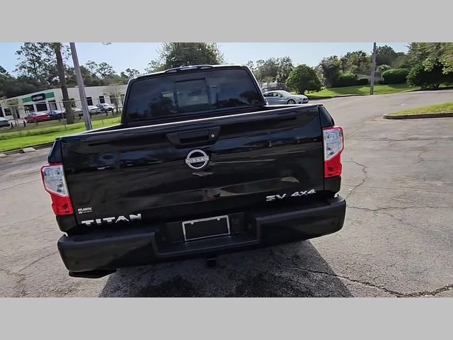 2023 Nissan Titan SV