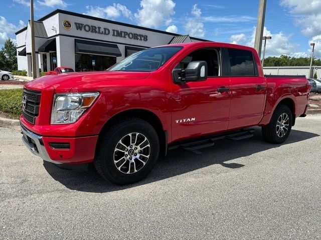 2023 Nissan Titan SV