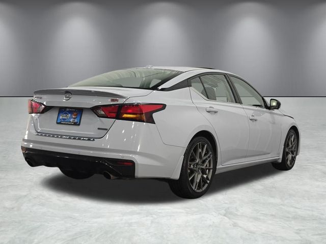 2023 Nissan Altima 2.0 SR