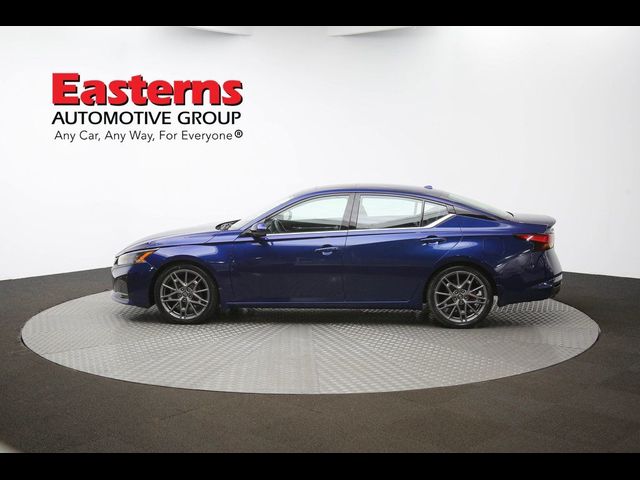2023 Nissan Altima 2.0 SR