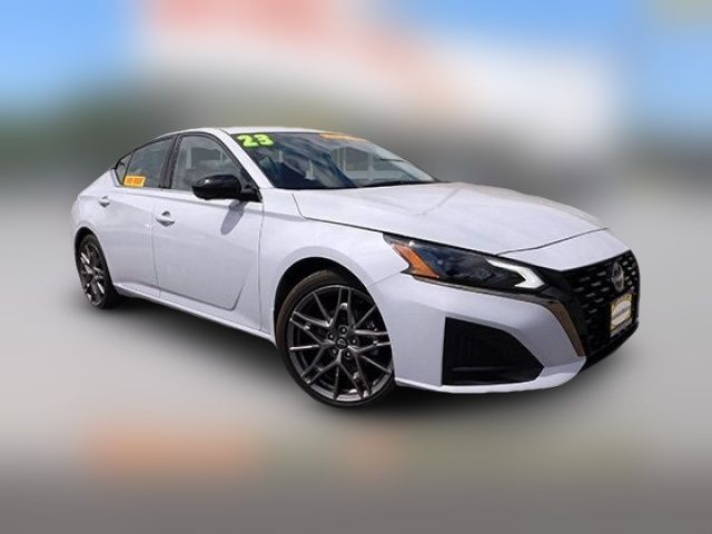 2023 Nissan Altima 2.0 SR