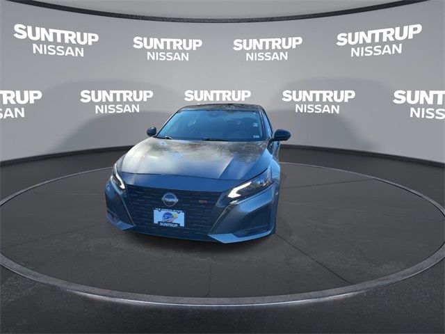 2023 Nissan Altima 2.0 SR