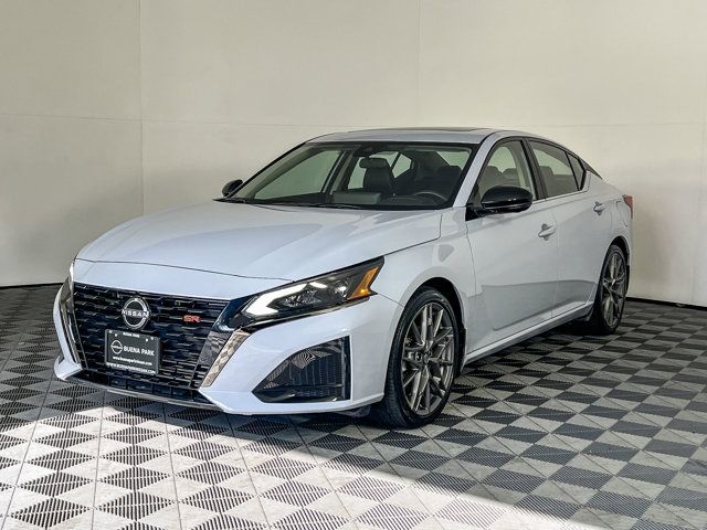 2023 Nissan Altima 2.0 SR