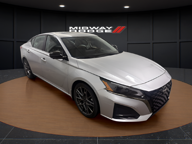 2023 Nissan Altima 2.0 SR