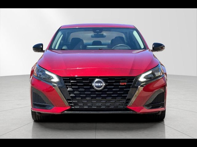 2023 Nissan Altima 2.0 SR