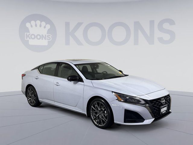 2023 Nissan Altima 2.0 SR