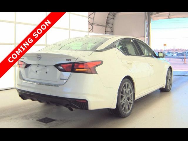 2023 Nissan Altima 2.0 SR