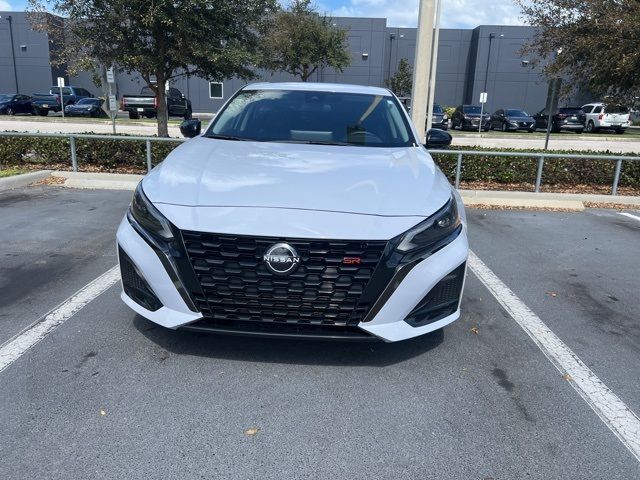 2023 Nissan Altima 2.0 SR