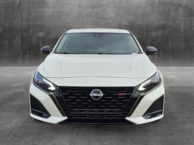 2023 Nissan Altima 2.0 SR